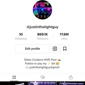 Tik Tok Account 869,000 Followers 17.6m Likes